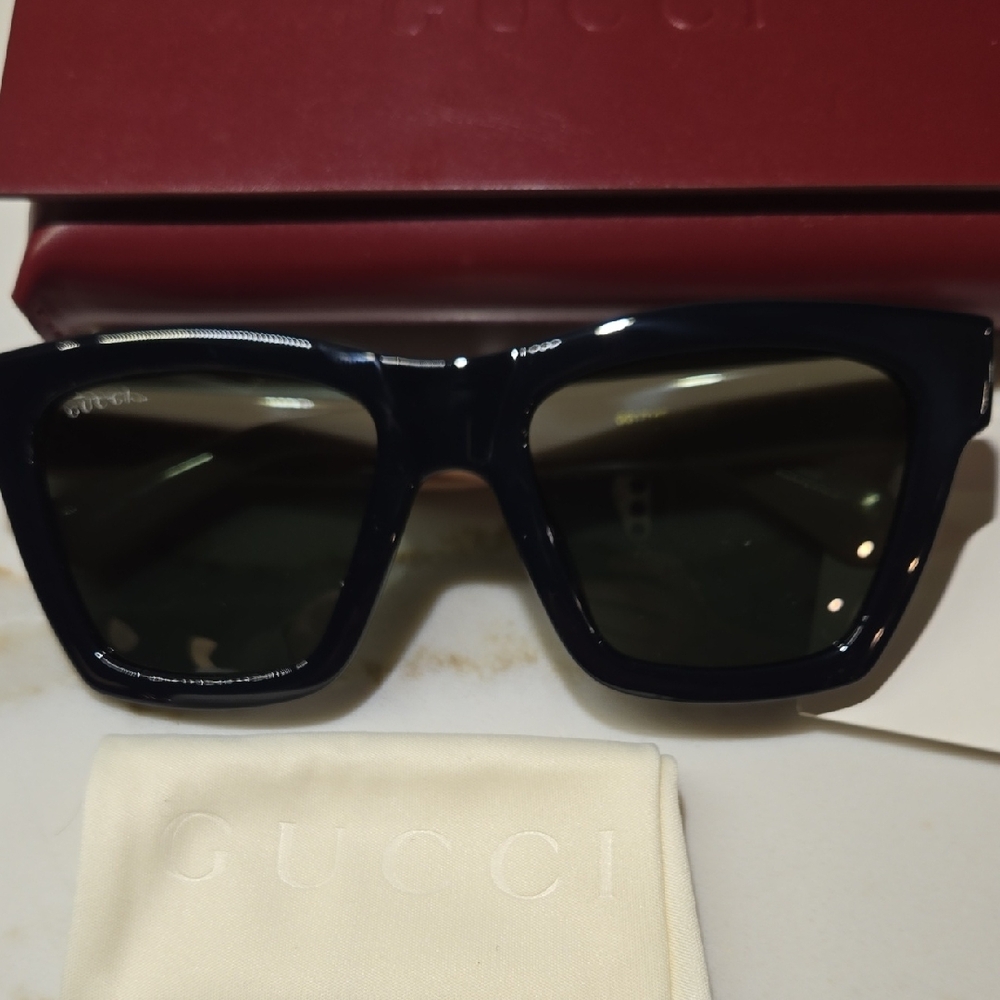 NEW Gucci Black and Blush Squared Cat Eye  Sunglasses GG1714S - Picture 5 of 8